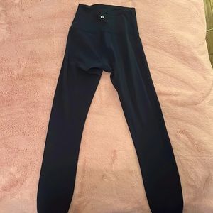 Navy blue Lululemon align leggings
